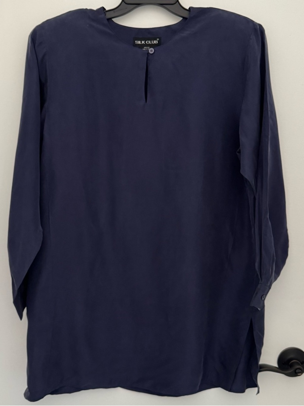 Silk Club Women's Navy Long-Sleeve Tunic 100% Silk. Padded shoulder, boho